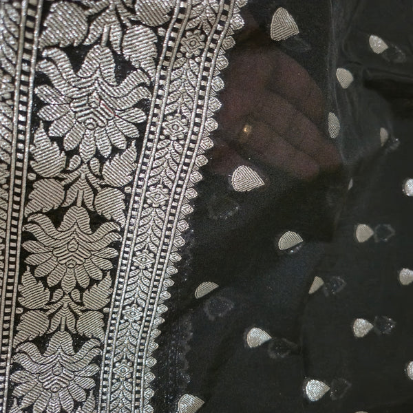 Banarasi mixwith georget saree,black saree